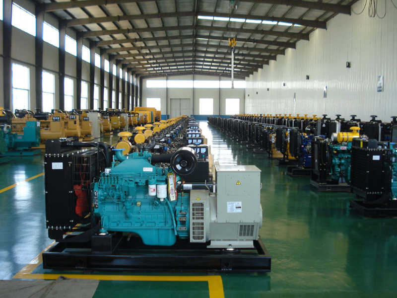 西吉租赁发电机-柴油发电机组冒蓝烟、冒黑烟、冒白烟故障分析