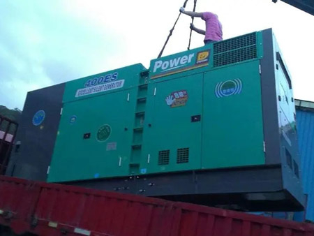 西吉柴油发电机组转速不稳定时，如何对发动机进行维护？