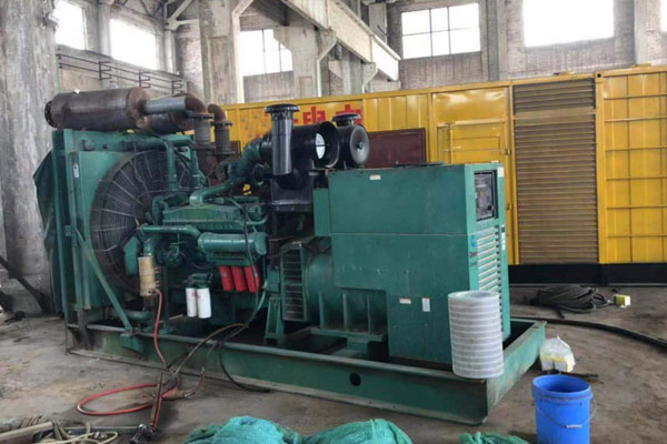 西吉发电机组的空气滤清器应该如何保养？