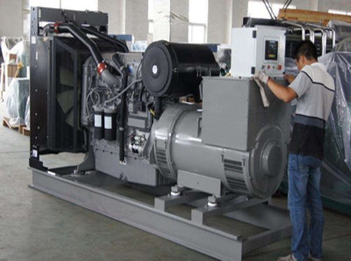 西吉柴油发电机组和储能设备配合使用的案例