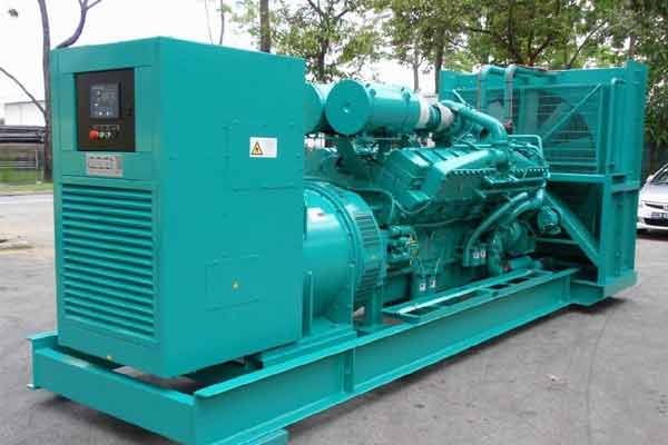 西吉柴油发电机组电压不稳定怎样维修？