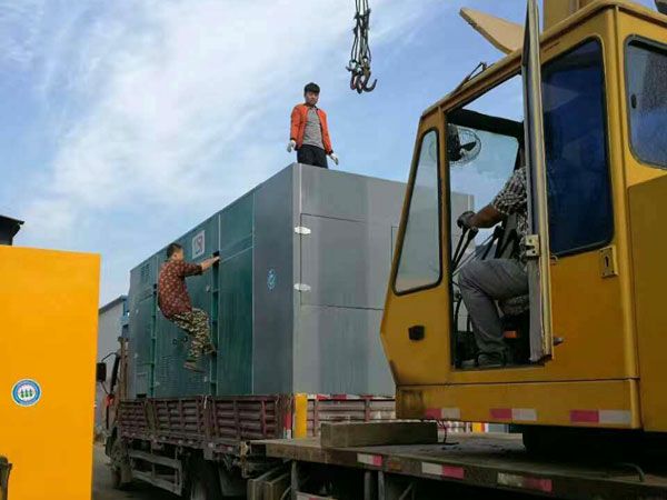 西吉更换水冷式机油散热器密封件的操作流程是怎样的？